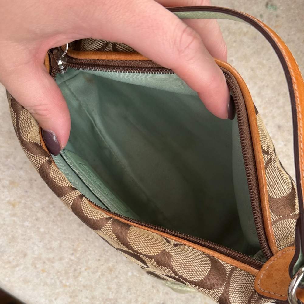 Vintage Coach Y2K with mint green suede - Picture 4 of 6